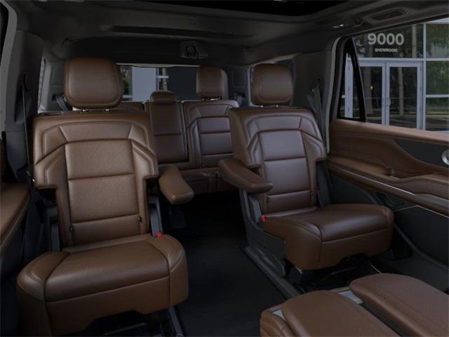 new 2025 Lincoln Navigator car, priced at $98,822