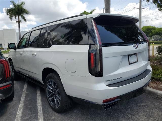 used 2021 Cadillac Escalade ESV car, priced at $64,990