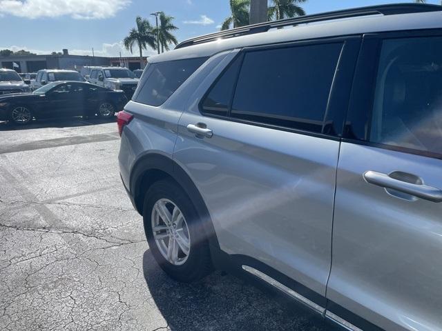 used 2021 Ford Explorer car