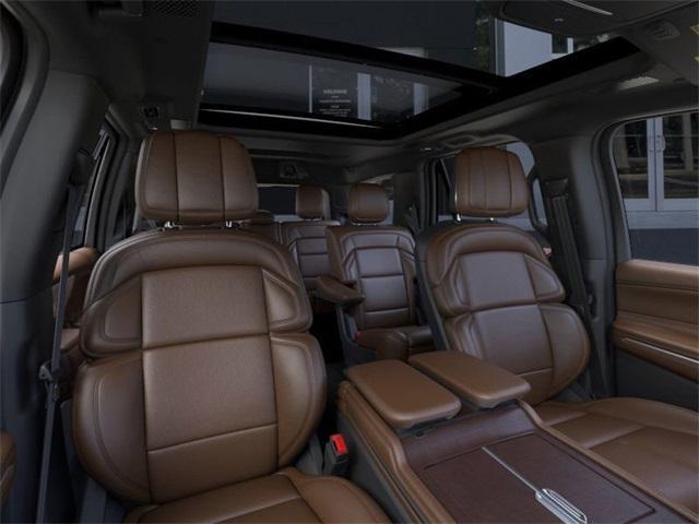 new 2025 Lincoln Navigator car, priced at $102,740