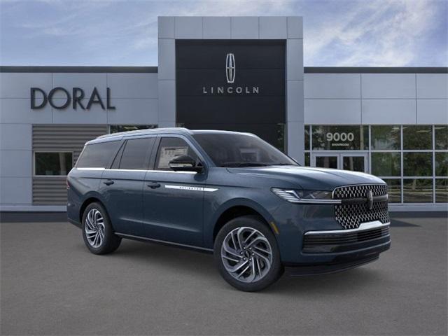 new 2025 Lincoln Navigator car, priced at $103,440
