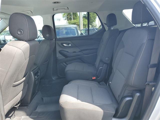 used 2021 Chevrolet Traverse car, priced at $16,590