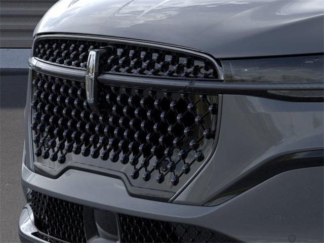 new 2025 Lincoln Nautilus car, priced at $56,057