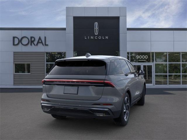 new 2025 Lincoln Nautilus car, priced at $56,057