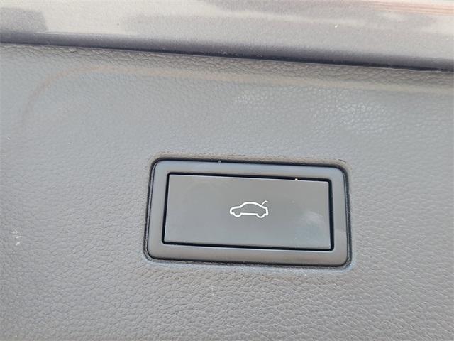 used 2021 Volkswagen Atlas car, priced at $25,990