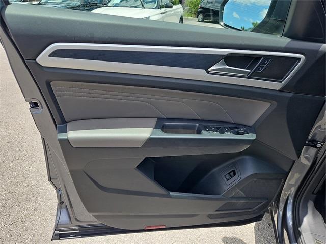 used 2021 Volkswagen Atlas car, priced at $25,990