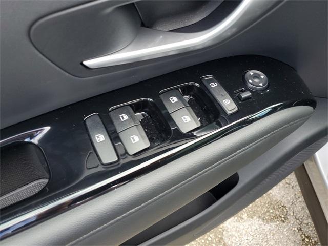 used 2024 Hyundai TUCSON Hybrid car, priced at $25,990