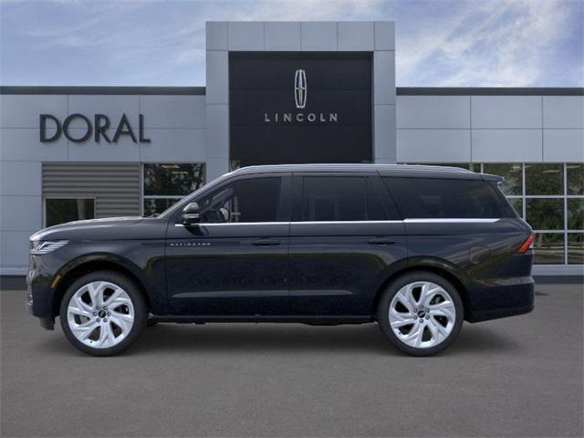 new 2025 Lincoln Navigator car, priced at $121,730