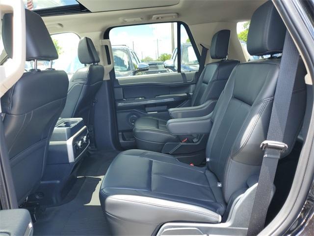 used 2024 Ford Expedition car, priced at $56,590