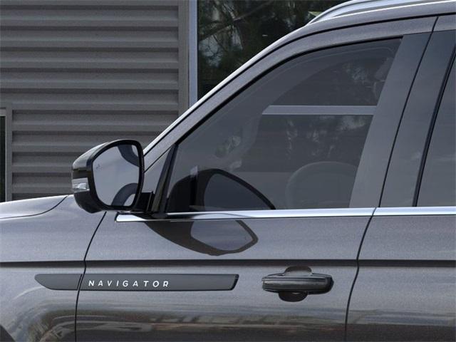 new 2025 Lincoln Navigator car, priced at $120,490