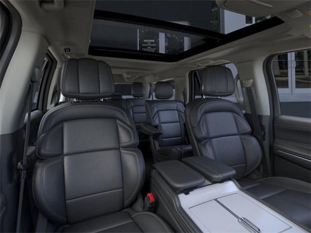 new 2025 Lincoln Navigator L car, priced at $100,208