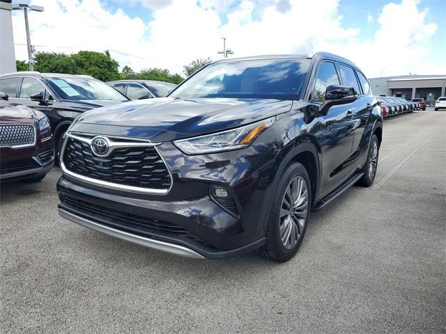 used 2021 Toyota Highlander car, priced at $37,990