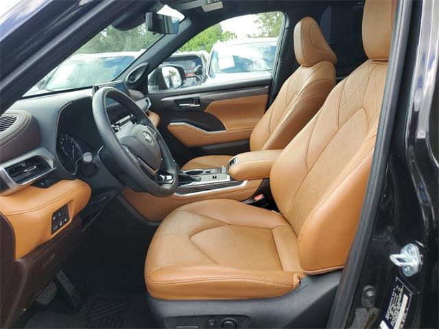 used 2021 Toyota Highlander car, priced at $37,990