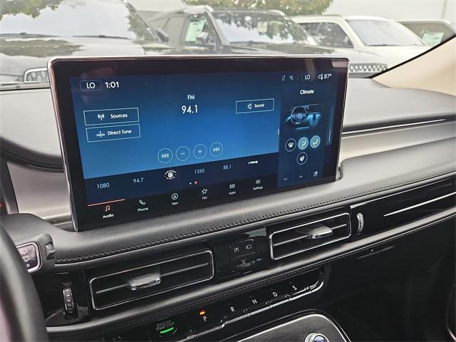 used 2023 Lincoln Nautilus car, priced at $39,990