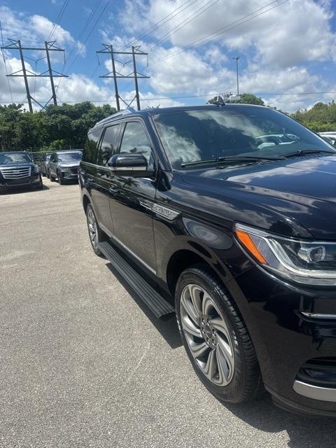 used 2022 Lincoln Navigator car, priced at $44,590