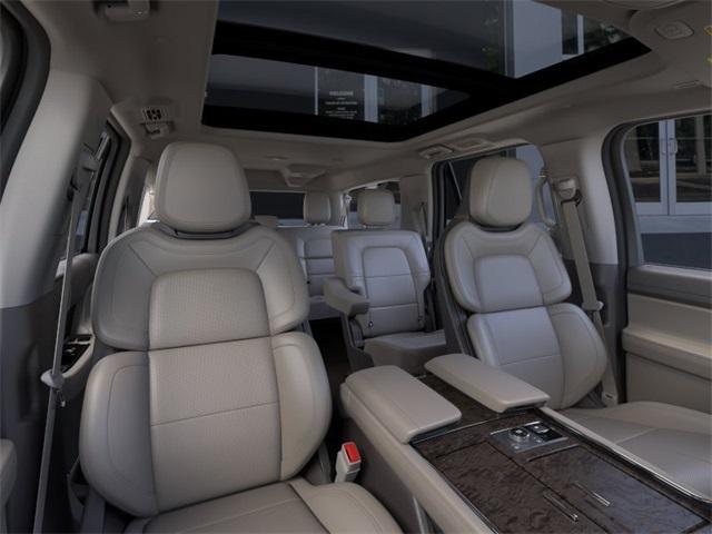 new 2024 Lincoln Navigator L car, priced at $99,840