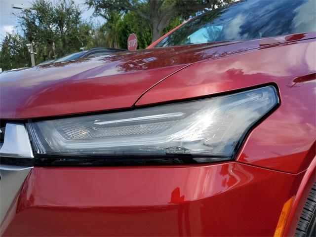 used 2023 Chevrolet Traverse car, priced at $34,990