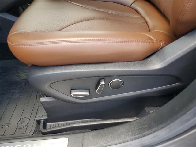 used 2023 Lincoln Nautilus car, priced at $37,590