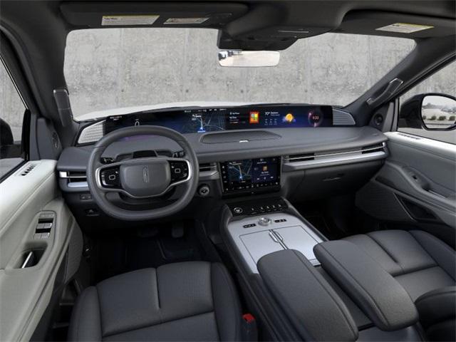 new 2025 Lincoln Navigator car, priced at $109,940