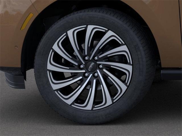 new 2025 Lincoln Navigator car, priced at $120,490
