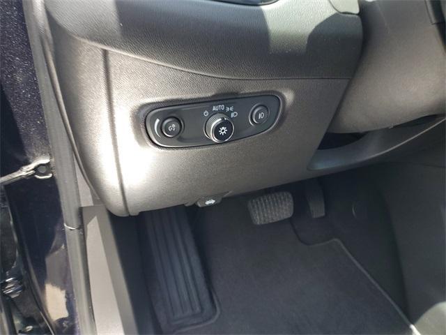 used 2021 Chevrolet Equinox car, priced at $20,990