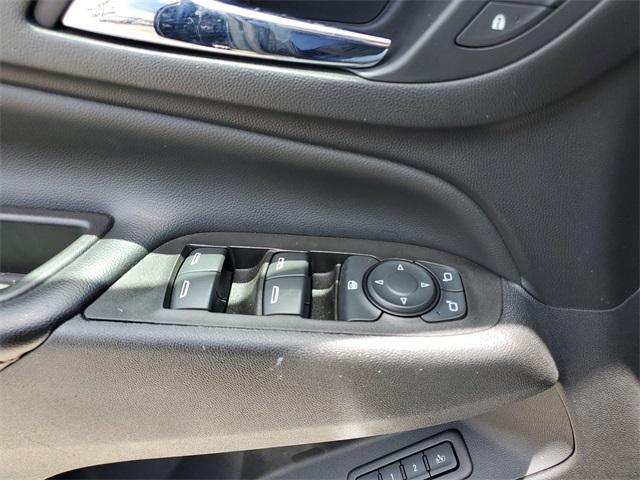 used 2021 Chevrolet Equinox car, priced at $20,990