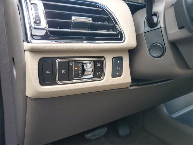 used 2023 Lincoln Navigator L car, priced at $92,990