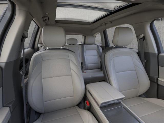 new 2025 Lincoln Nautilus car, priced at $53,304