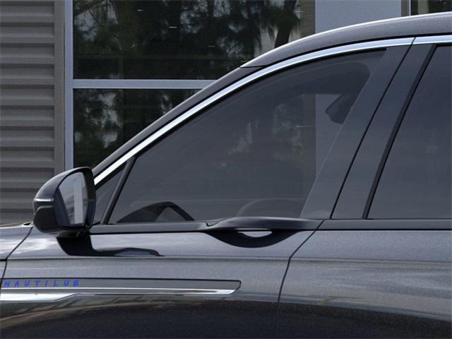 new 2025 Lincoln Nautilus car, priced at $50,295