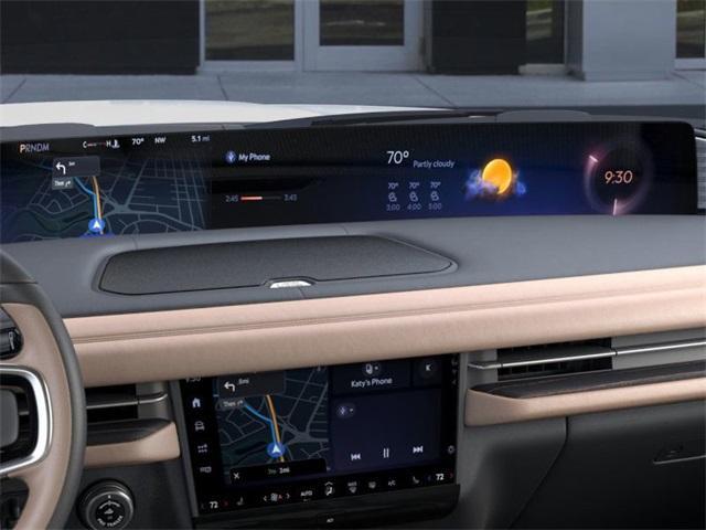 new 2025 Lincoln Navigator car, priced at $120,185