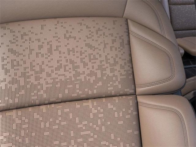 new 2025 Lincoln Navigator car, priced at $120,185