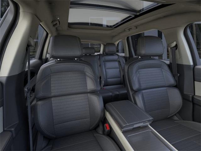 new 2025 Lincoln Nautilus car, priced at $62,622