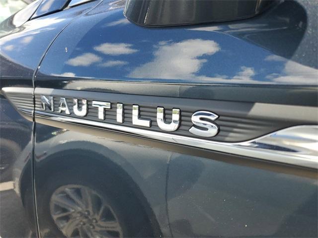 used 2021 Lincoln Nautilus car, priced at $32,990