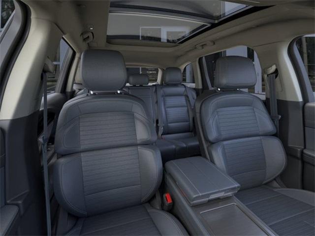 new 2025 Lincoln Nautilus car, priced at $63,265