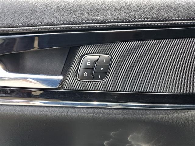 used 2023 Lincoln Nautilus car, priced at $30,990