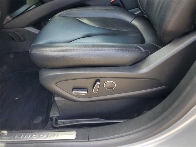used 2023 Lincoln Nautilus car, priced at $30,990