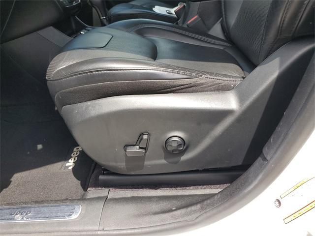 used 2019 Jeep Cherokee car, priced at $16,990