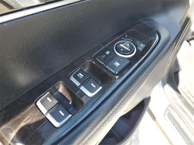 used 2018 Kia Sorento car, priced at $10,490