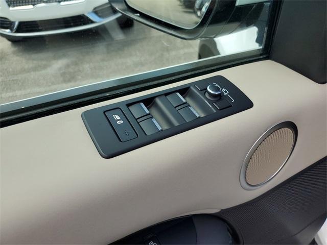 used 2018 Land Rover Discovery car, priced at $16,990