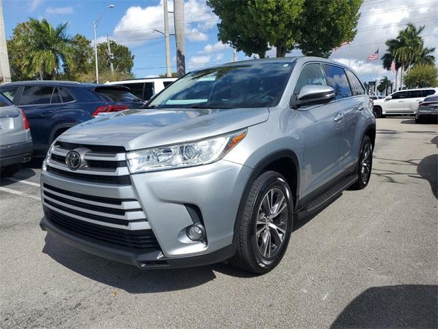 used 2019 Toyota Highlander car, priced at $22,990