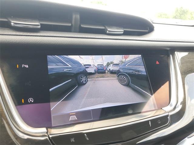 used 2022 Cadillac XT6 car, priced at $29,990