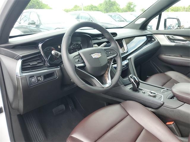 used 2022 Cadillac XT6 car, priced at $29,990