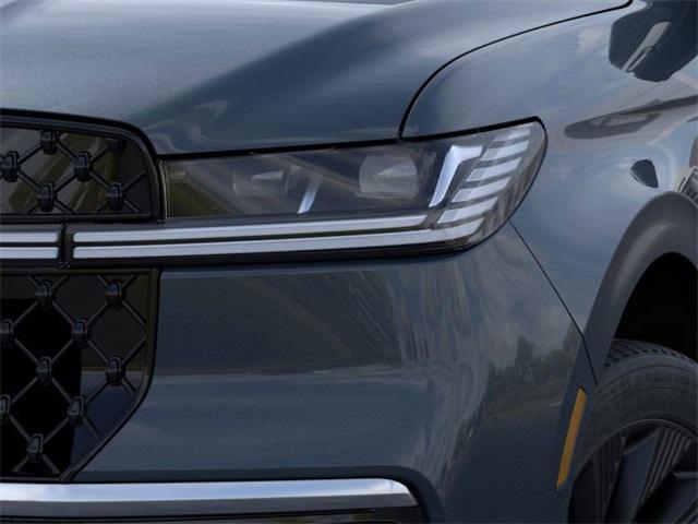 new 2025 Lincoln Navigator L car, priced at $108,730