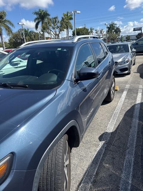 used 2019 Jeep Cherokee car, priced at $16,990