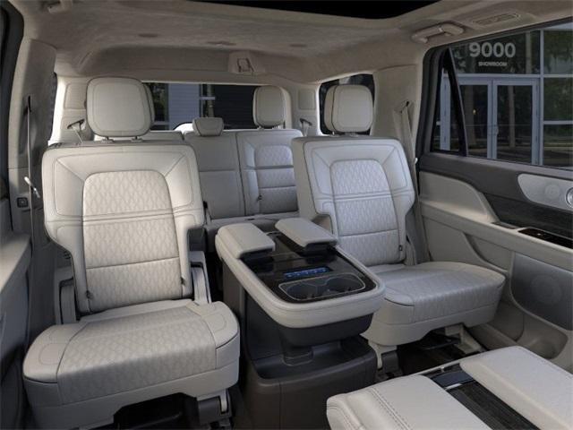 new 2024 Lincoln Navigator car, priced at $115,570