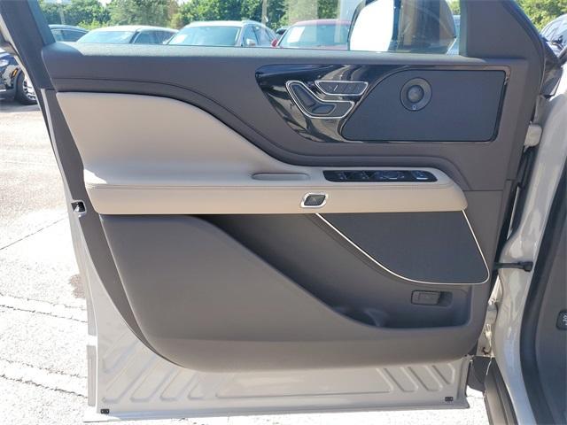 used 2022 Lincoln Aviator car, priced at $37,990