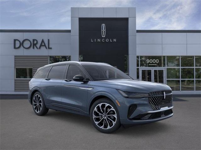 new 2025 Lincoln Nautilus car, priced at $61,877