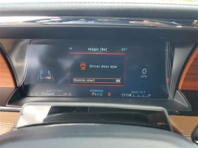 used 2023 Lincoln Navigator L car, priced at $58,990