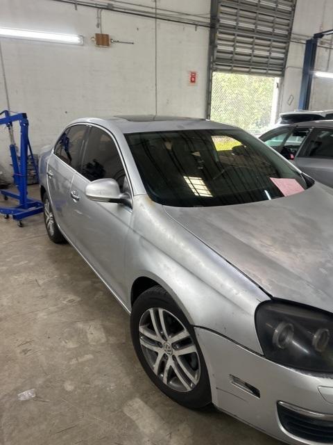 used 2006 Volkswagen Jetta car, priced at $1,990