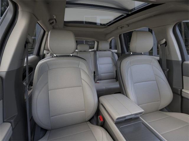 new 2025 Lincoln Nautilus car, priced at $56,057